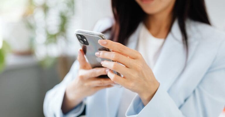 The Secret of Smart Contact Lenses AI for Revolutionary Health Monitoring